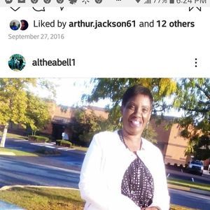 Meet your Posher, Thea